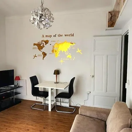 Appartement - Charming 2 In A Quiet Area *