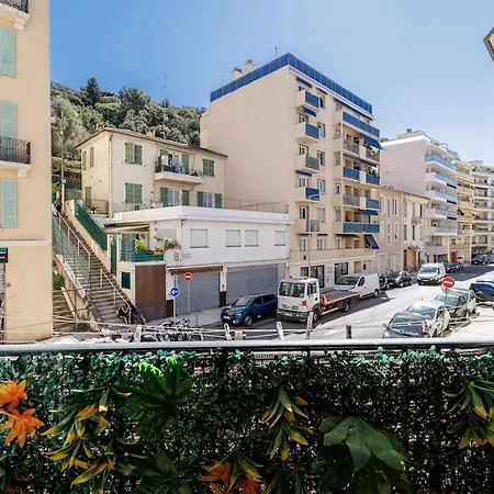 Appartement - Charming 2 In A Quiet Area *